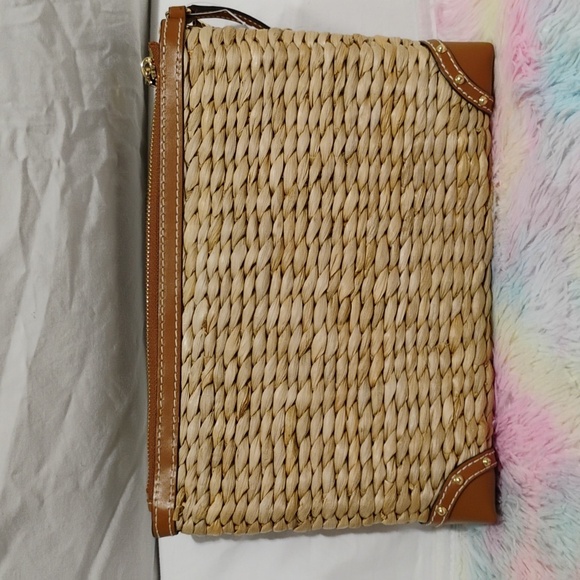 NWOT Michael Kors Malibu Straw Watermelon XL Zip Clutch - Picture 6 of 12